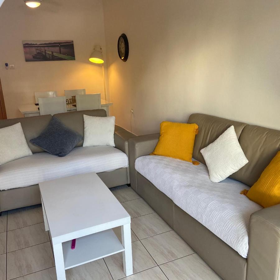 1 Bedroom Garden Flat, Sleeps 4 Pafos Exterior foto